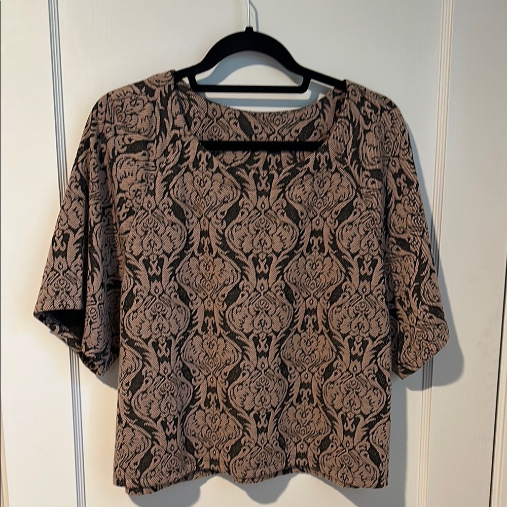 Bobeau Baroque Top